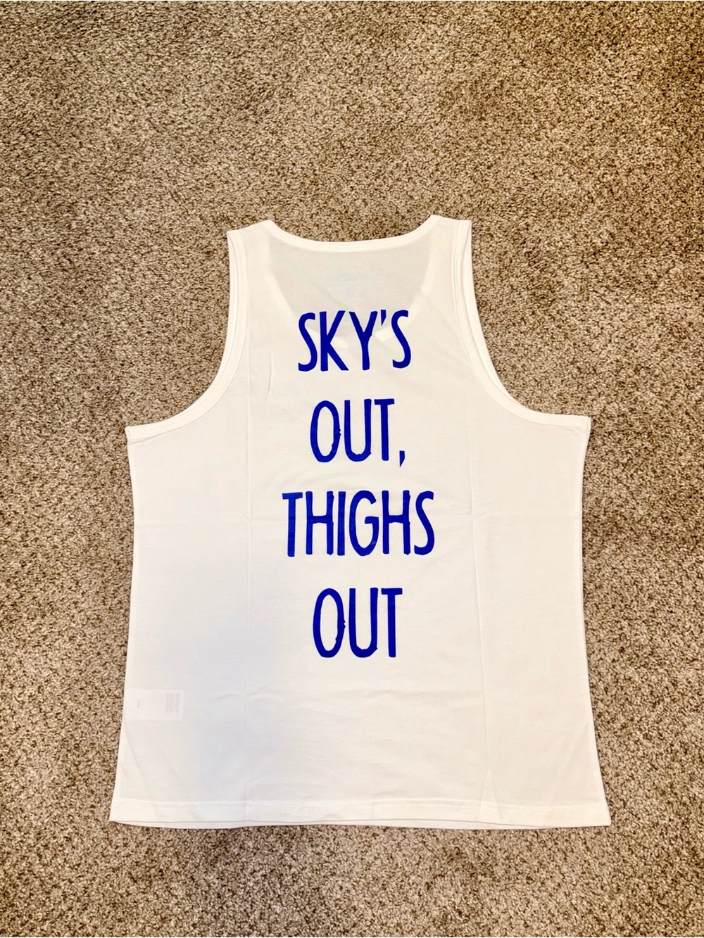 Chubbies Sky’s Out Thighs Out Tank Top White Blue Men’s Medium NWT